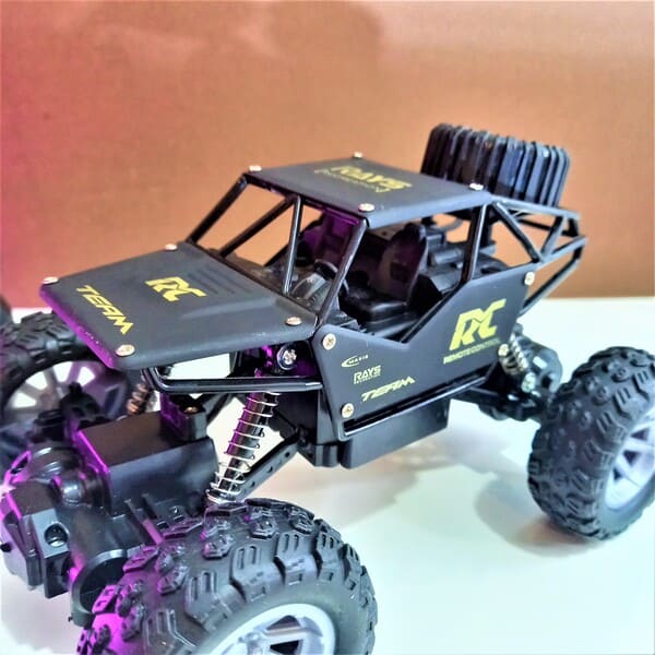 4WHEEL ALLOY METAL R/C JEEP - Trendytoys