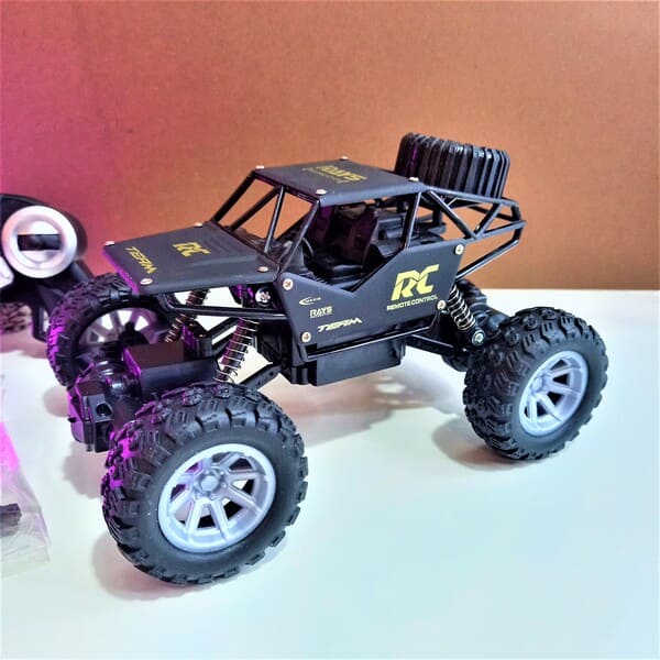 4WHEEL ALLOY METAL R/C JEEP - Trendytoys