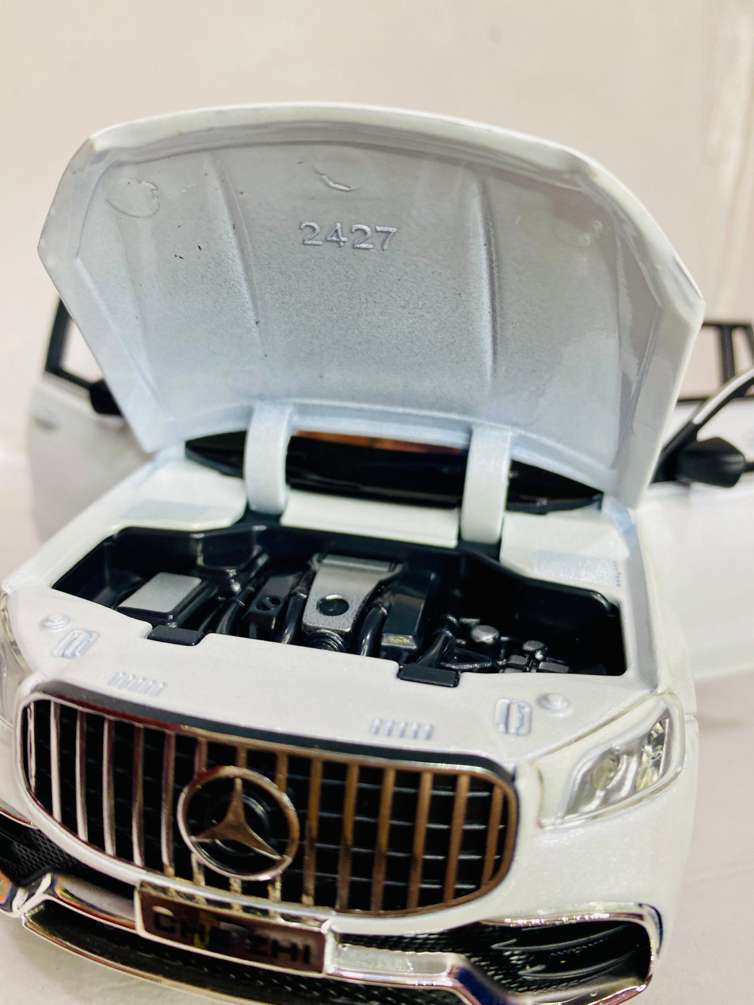 1:24 Mercedes Benz AMG GLS63 DIECAST MODEL - Trendytoys