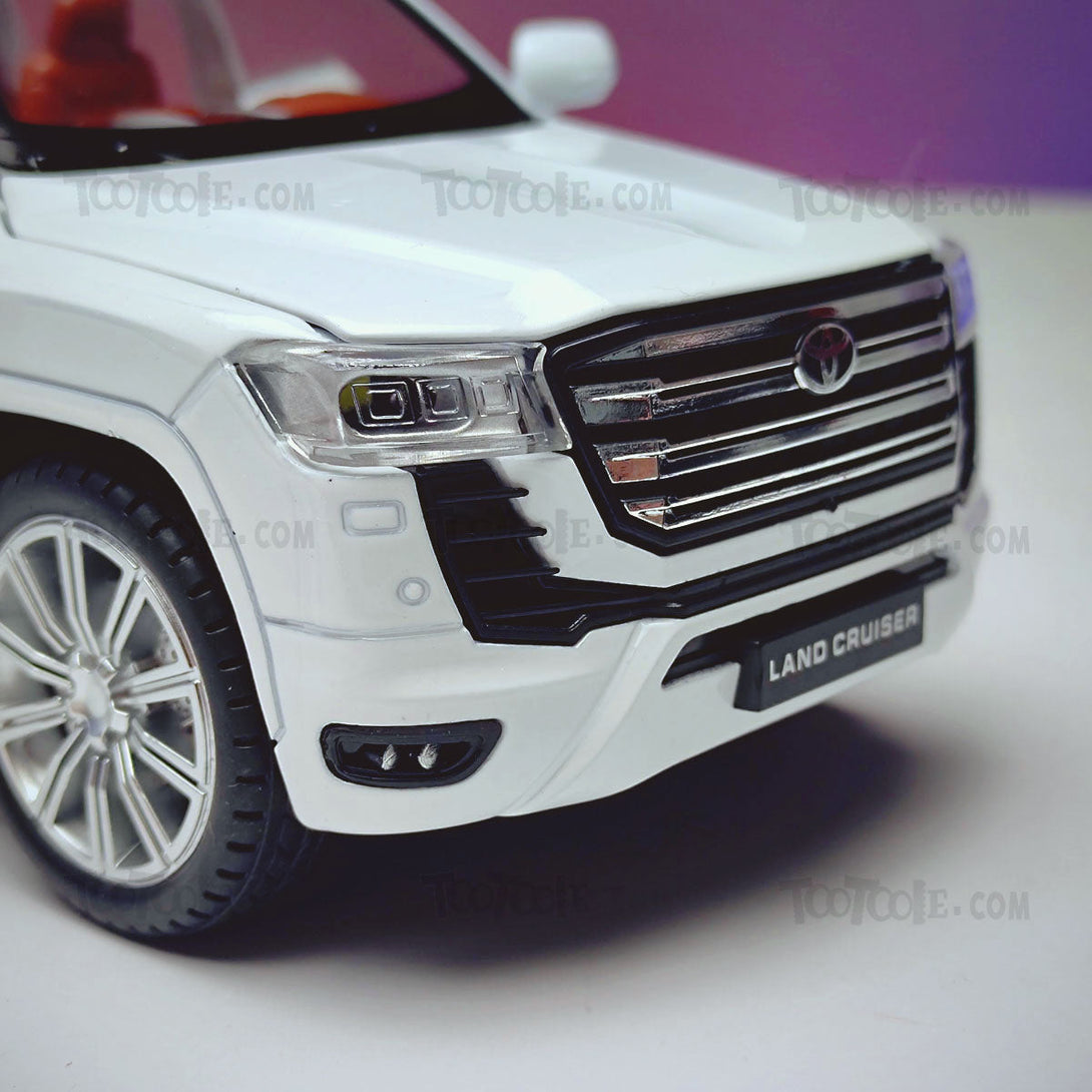 diecast-car-1-24-land-cruiser-lc300-suv-pull-back-car-model-with-sound-light-tootooie