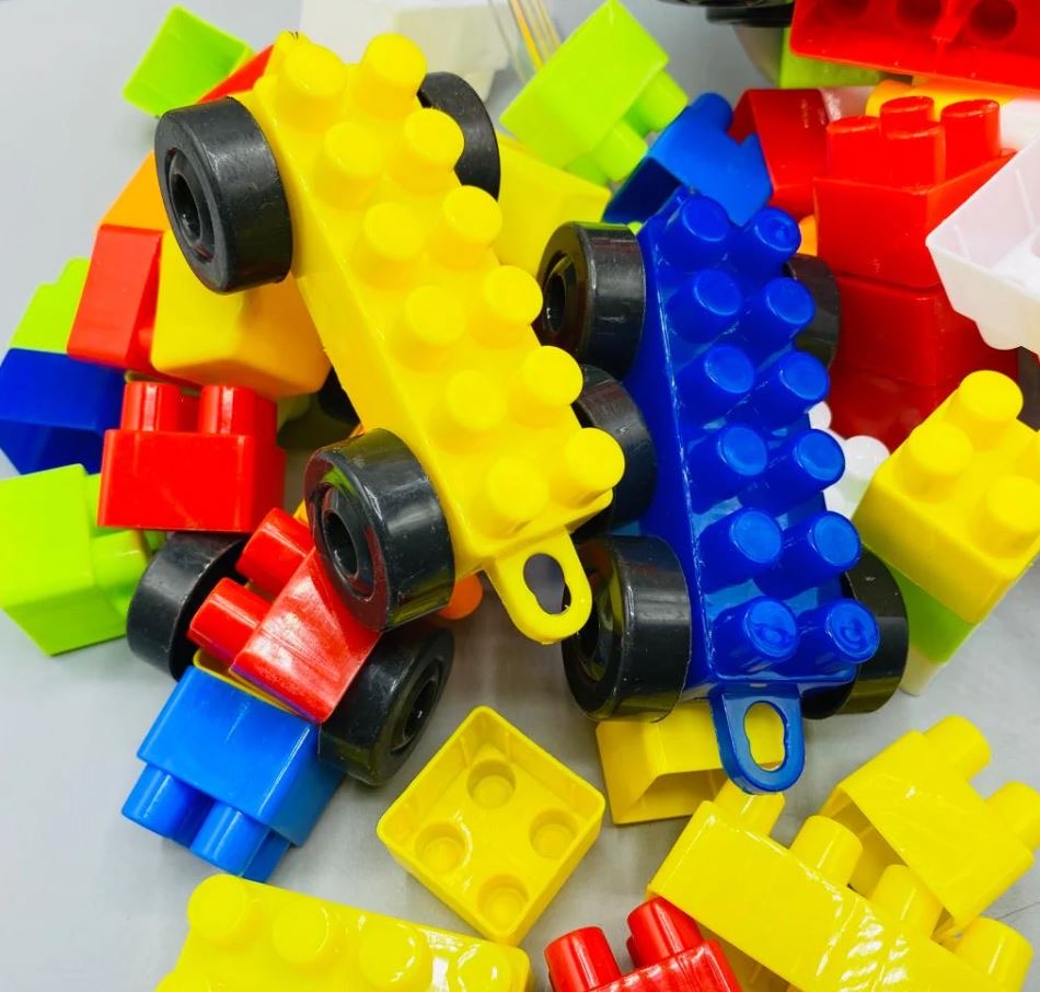 120 Pieces Bucket Train Blocks - Trendytoys