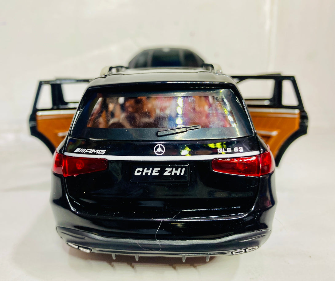 1:24 Mercedes Benz AMG GLS63 DIECAST MODEL - Trendytoys