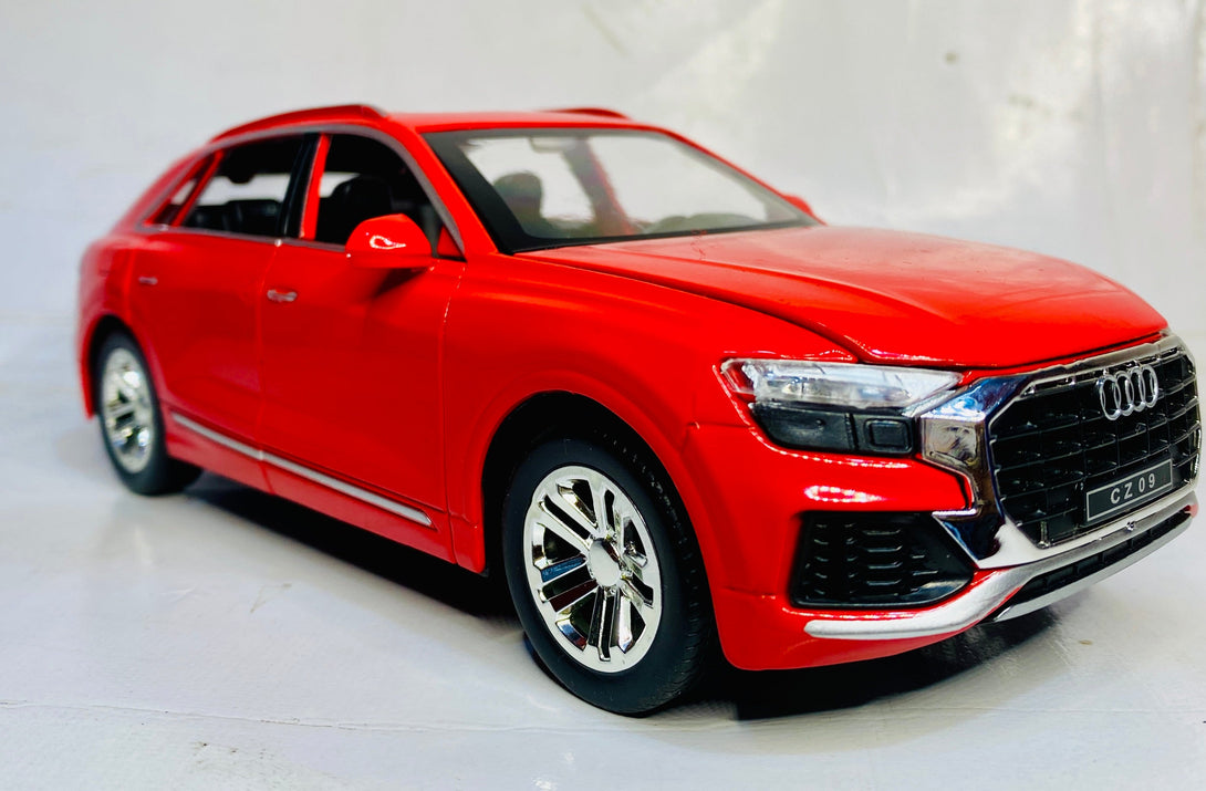 1:24 Audi Q8 Quattro Die Cast Metal Model Car - Trendytoys