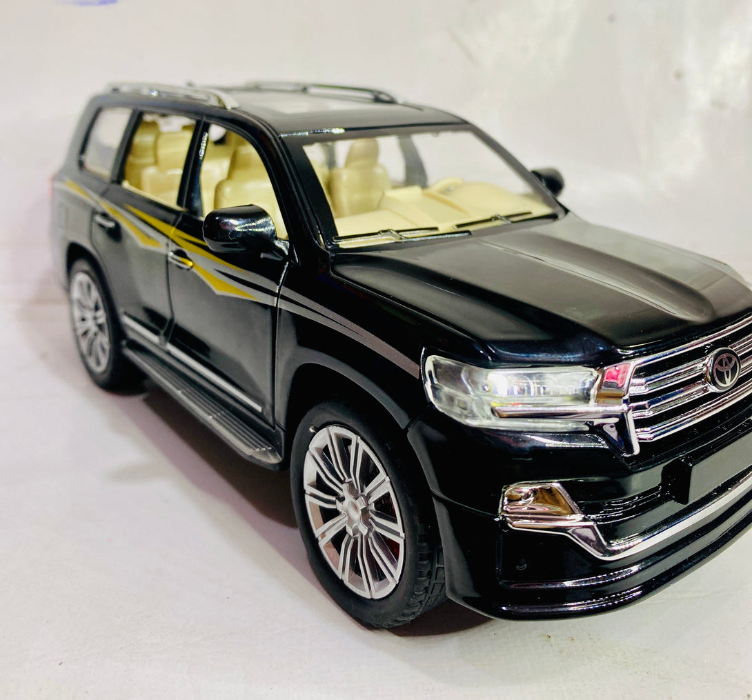 1/24 Land Cruiser Suv Model Alloy Die Cast Classic Luxury Car - Trendytoys