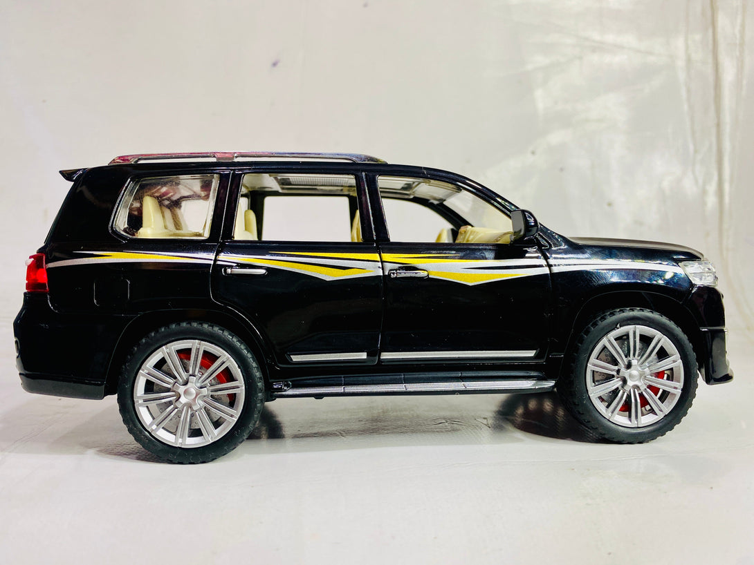 1/24 Land Cruiser Suv Model Alloy Die Cast Classic Luxury Car - Trendytoys