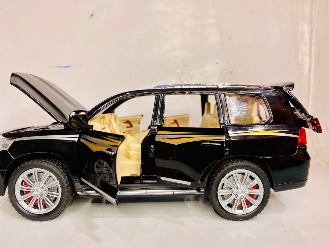 1/24 Land Cruiser Suv Model Alloy Die Cast Classic Luxury Car - Trendytoys