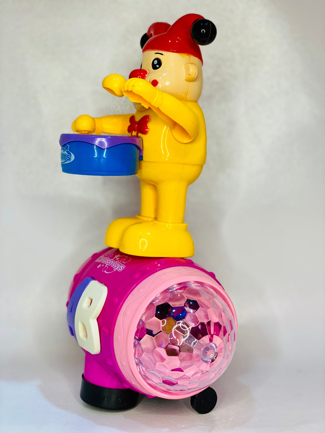 Musical Dancing Clown with Drum - Trendytoys