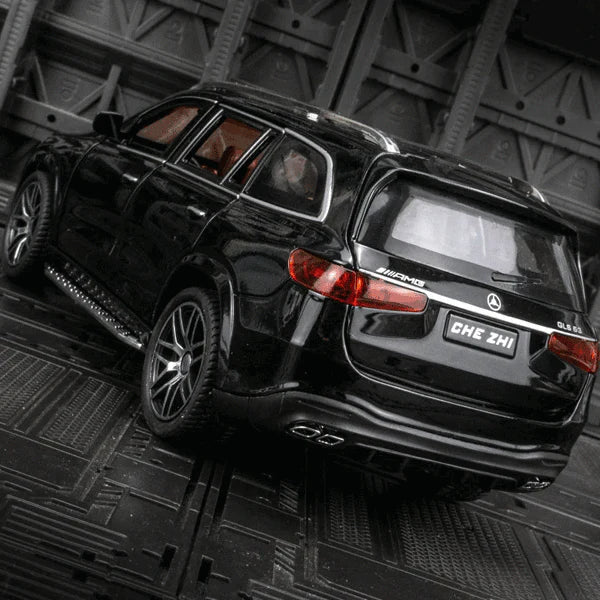 1:24 Mercedes Benz AMG GLS63 DIECAST MODEL - Trendytoys