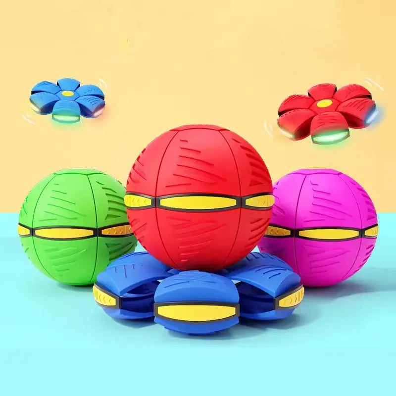 FLYING SOUCER UFO BALL WITH LIGHTS - Trendytoys