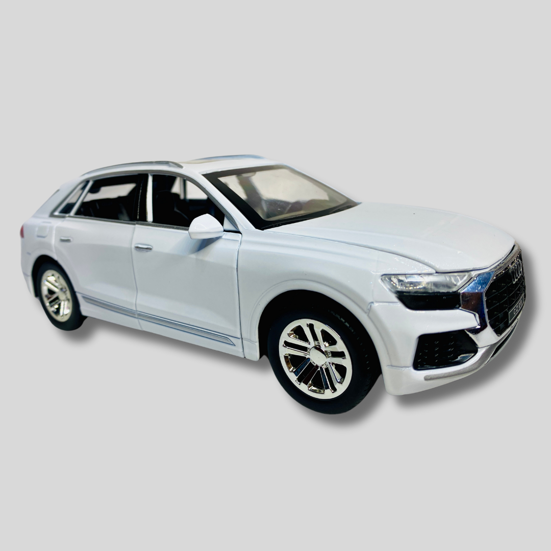 1:24 Audi Q8 Quattro Die Cast Metal Model Car - Trendytoys