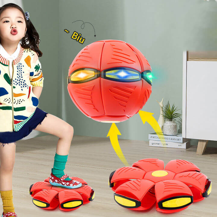 FLYING SOUCER UFO BALL WITH LIGHTS - Trendytoys